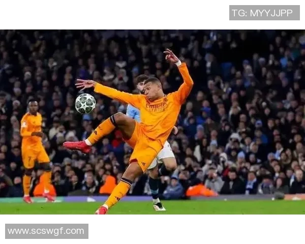 姆巴佩在世界杯赛场上的精彩表现引发全球球迷热议与期待